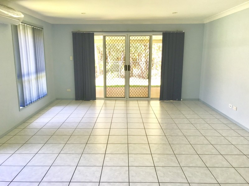 15 Cliff Close, Wakerley QLD 4154