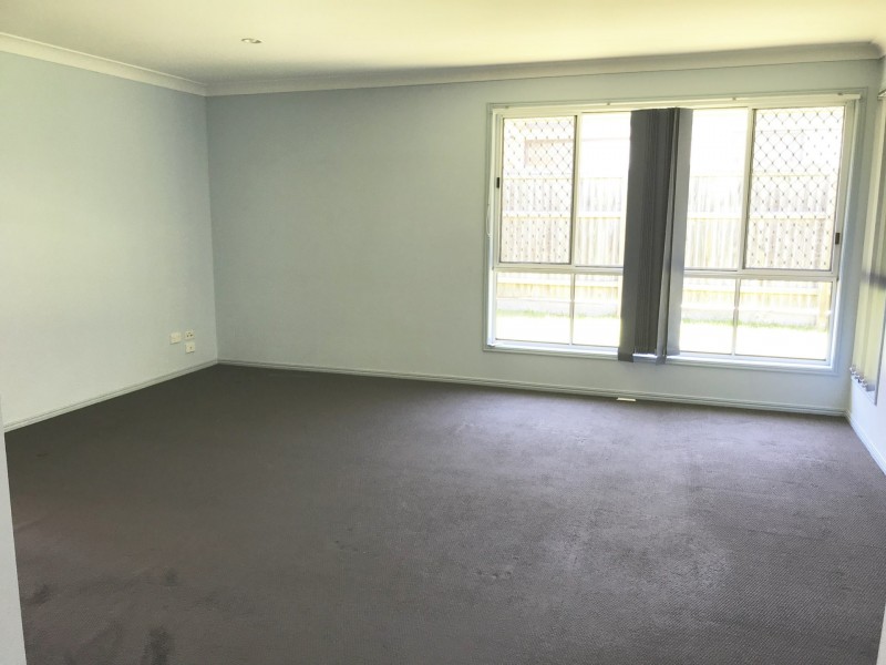 15 Cliff Close, Wakerley QLD 4154