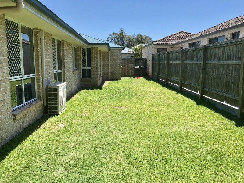 15 Cliff Close, Wakerley QLD 4154