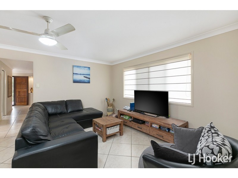 8 O’Connell Parade, Wellington Point QLD 4160