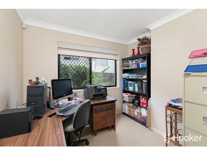 8 O’Connell Parade, Wellington Point QLD 4160