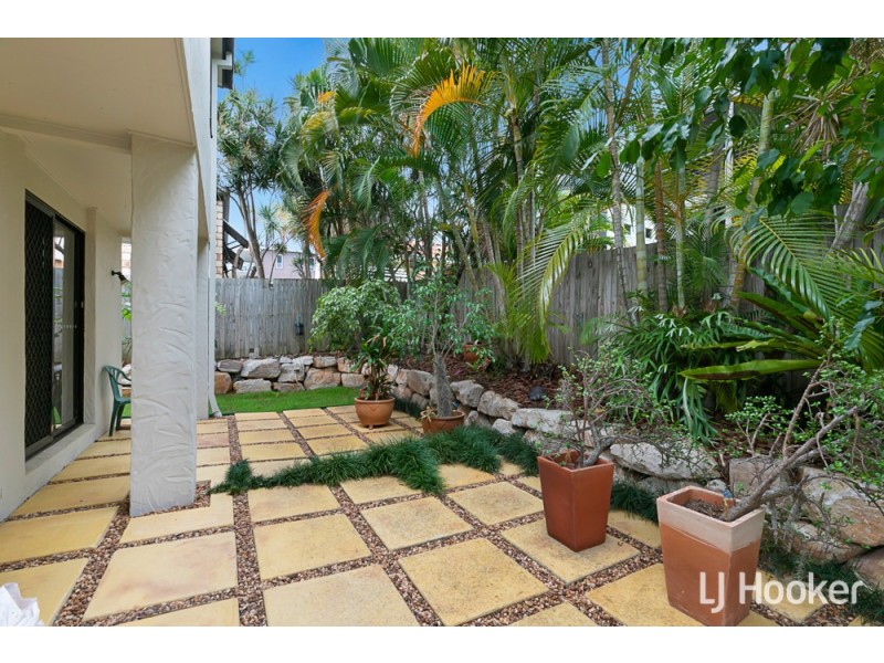 8 O’Connell Parade, Wellington Point QLD 4160