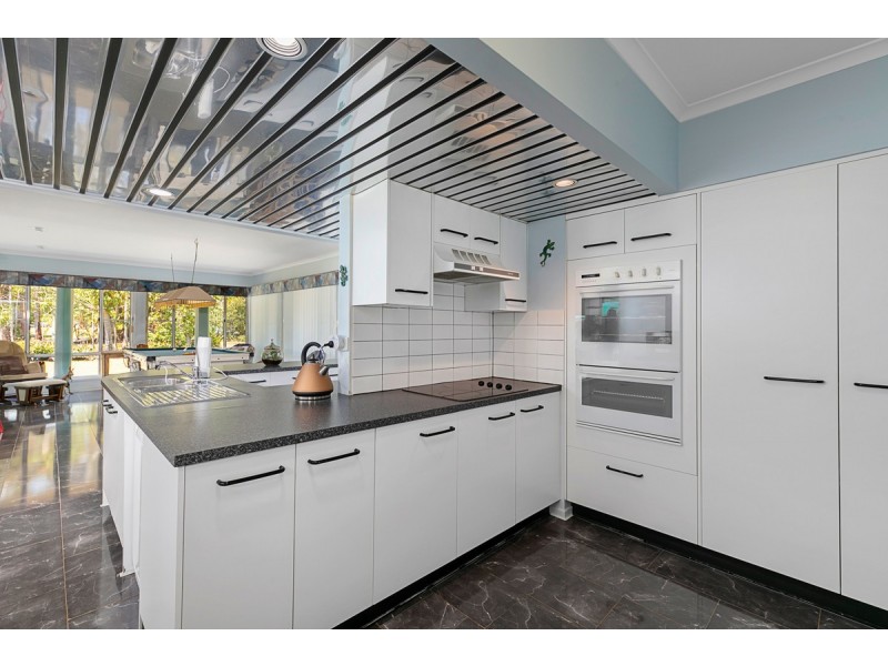 62 Whitehall Avenue, Birkdale QLD 4159