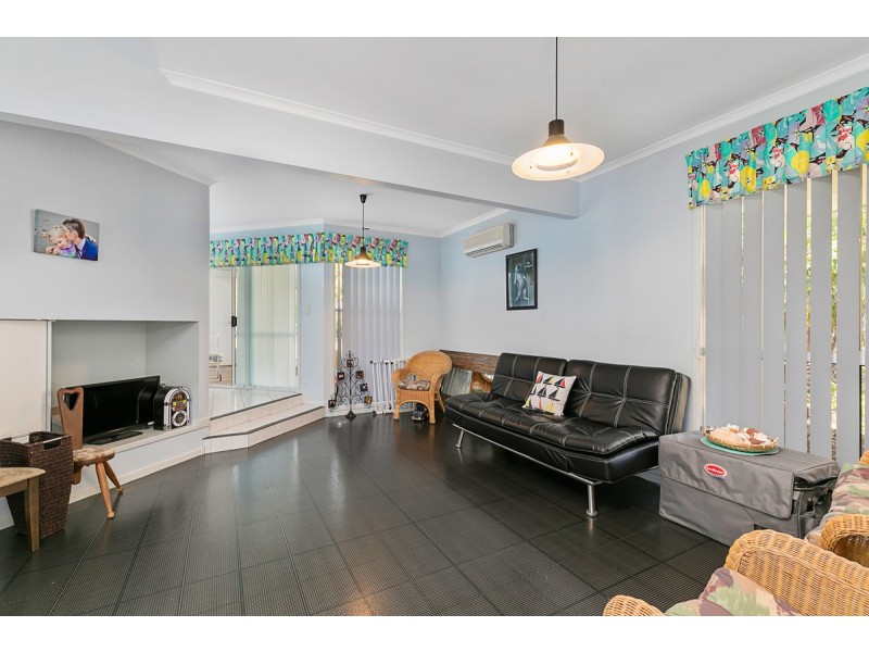 62 Whitehall Avenue, Birkdale QLD 4159