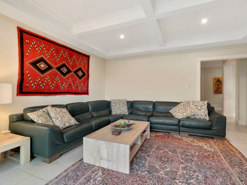 9 Seacrest Court, Raby Bay QLD 4163