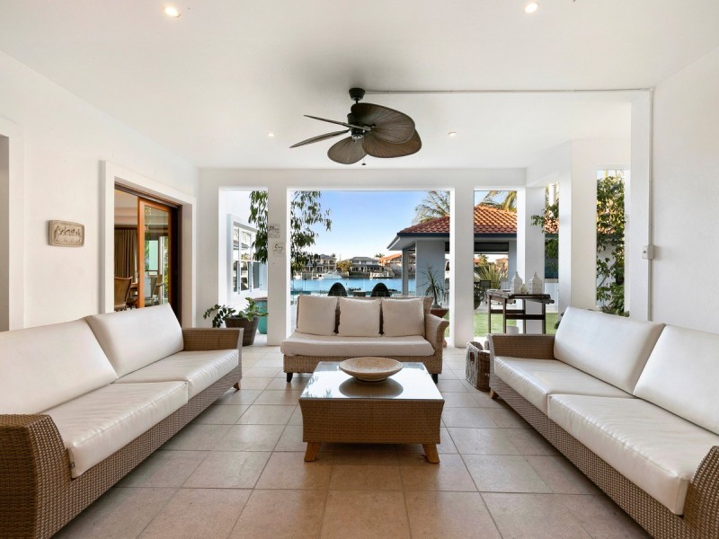 9 Seacrest Court, Raby Bay QLD 4163