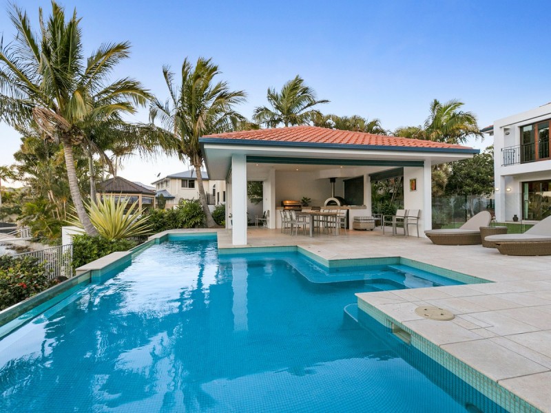 9 Seacrest Court, Raby Bay QLD 4163