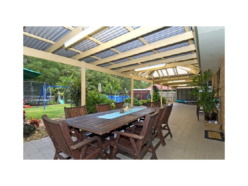 20 Sunningdale Drive, Redland Bay QLD 4165