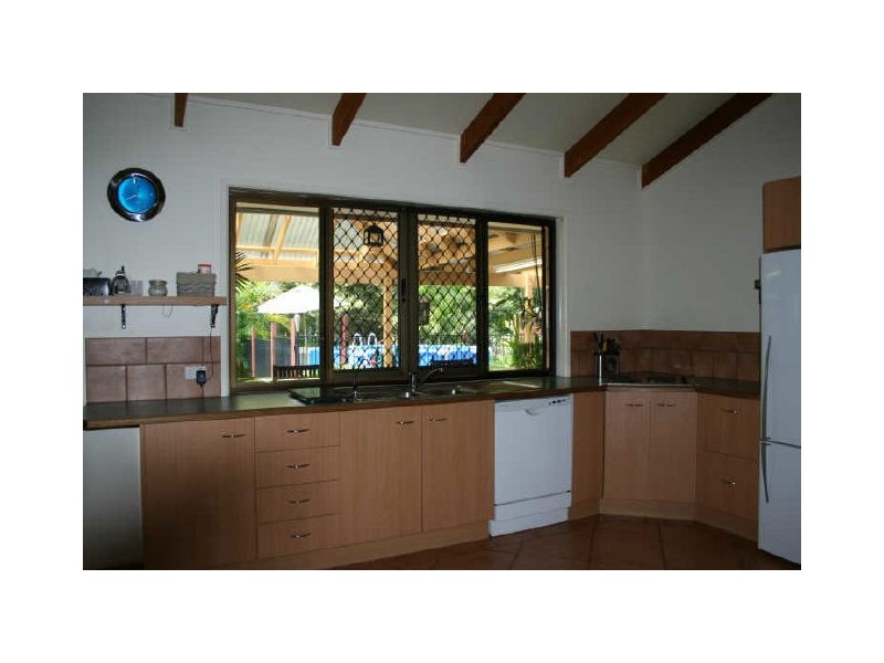 20 Sunningdale Drive, Redland Bay QLD 4165