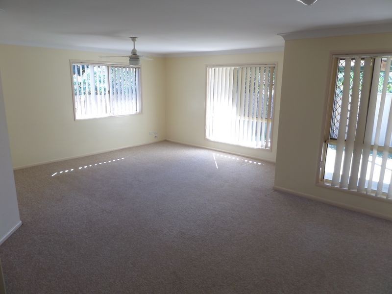 14 Roger Court, Redland Bay QLD 4165