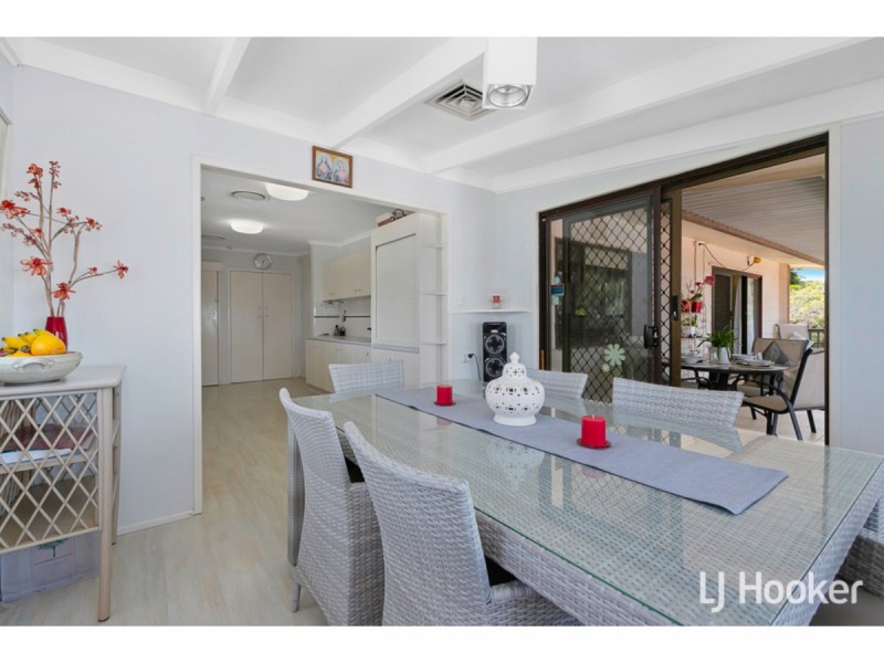 2 Julie Terrace, Ormiston QLD 4160