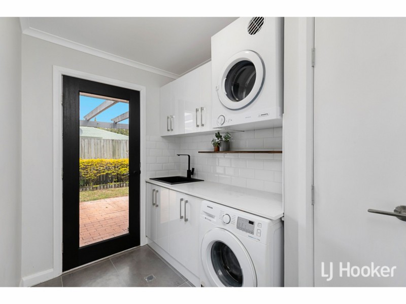 12 Riverton Drive, Wellington Point QLD 4160