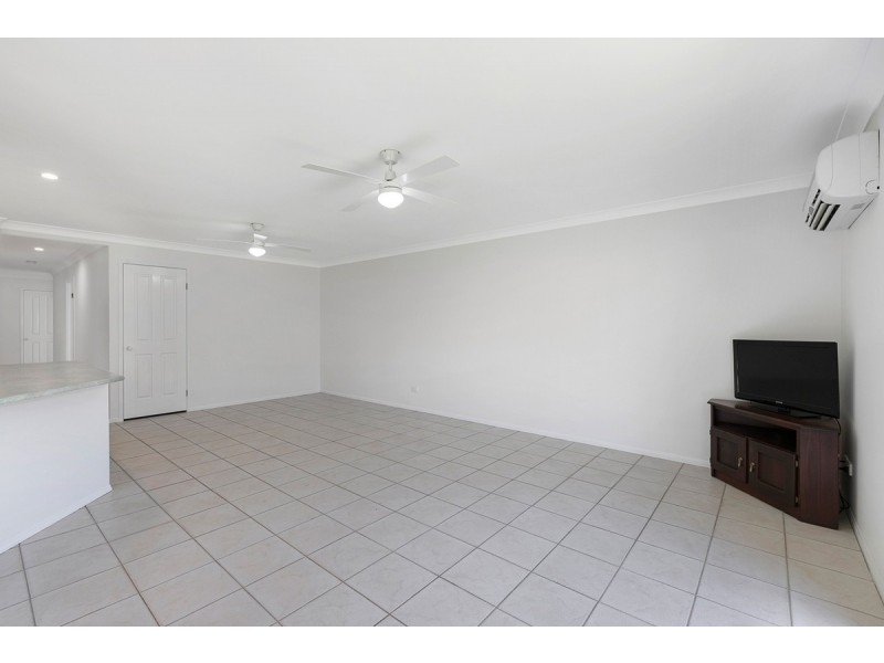 93 Creek Road, Birkdale QLD 4159