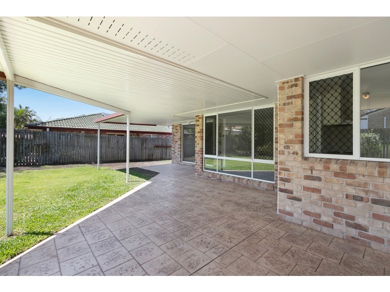 93 Creek Road, Birkdale QLD 4159