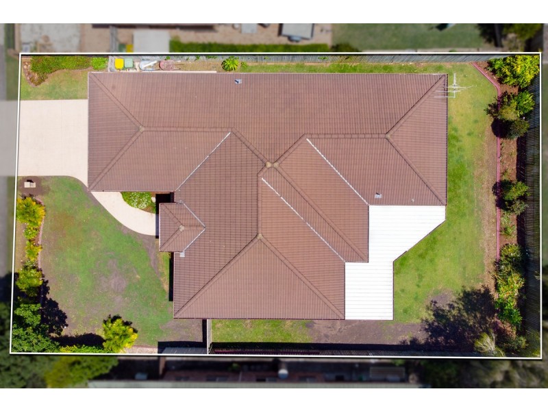 93 Creek Road, Birkdale QLD 4159