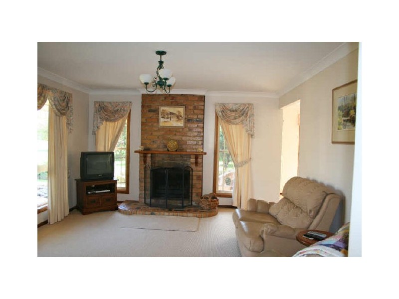 3 Viewfield Street, Redland Bay QLD 4165
