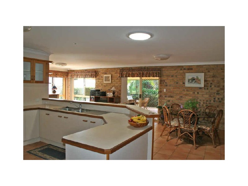 3 Viewfield Street, Redland Bay QLD 4165