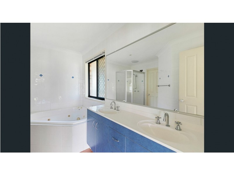 16 Cumulus Place, Birkdale QLD 4159