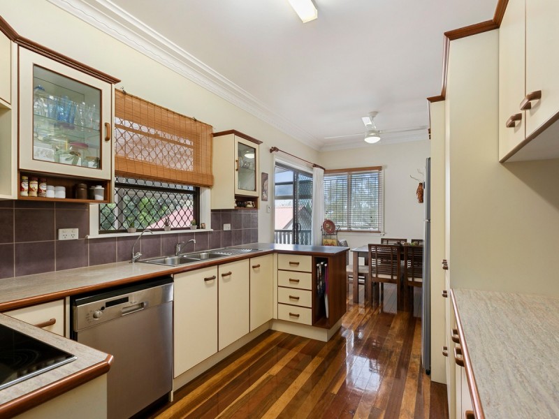 56 Wanda Road, Upper Mount Gravatt QLD 4122