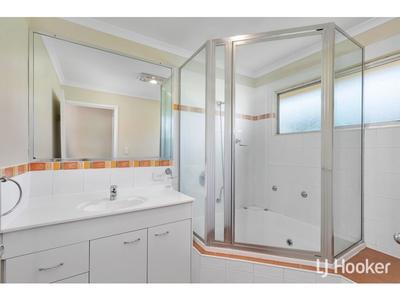 11 Yvonne Avenue, Thornlands QLD 4164