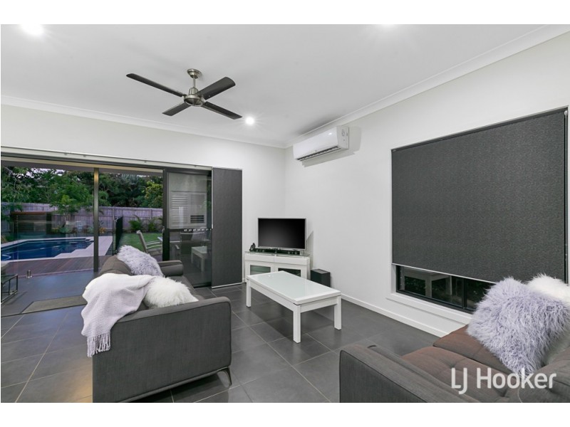 8A Russell Street, Cleveland QLD 4163