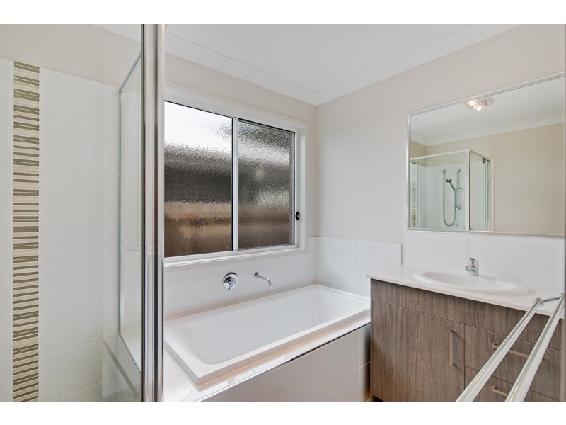 11A Jason Street, Cleveland QLD 4163