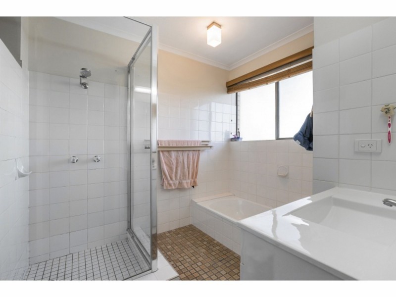 8/71 Chatsworth Road, Greenslopes QLD 4120