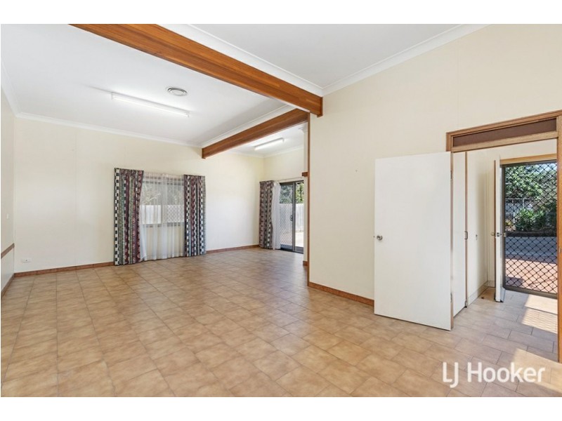 98 Channel Street South, Cleveland QLD 4163