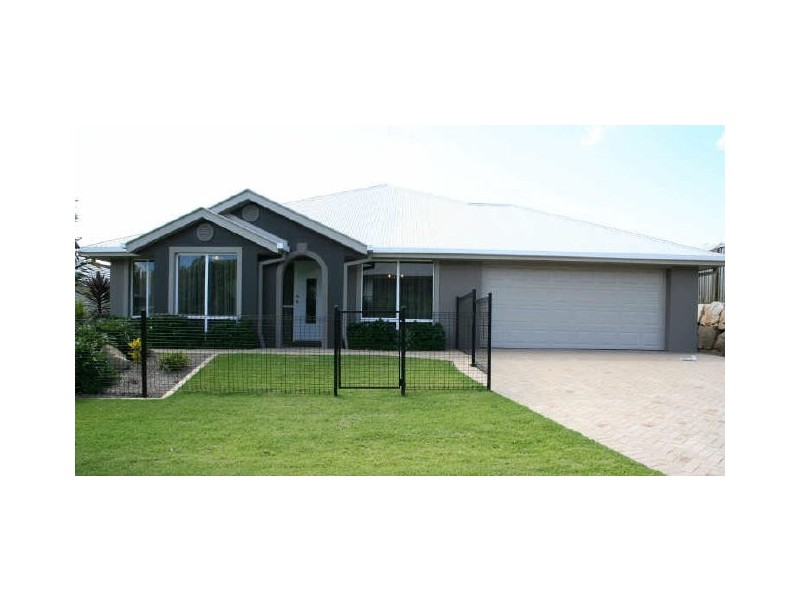 6 Lyndhurst Place, Thornlands QLD 4164