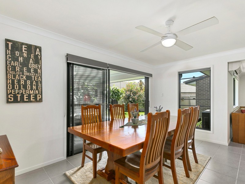 5 Selwyn Close, Victoria Point QLD 4165