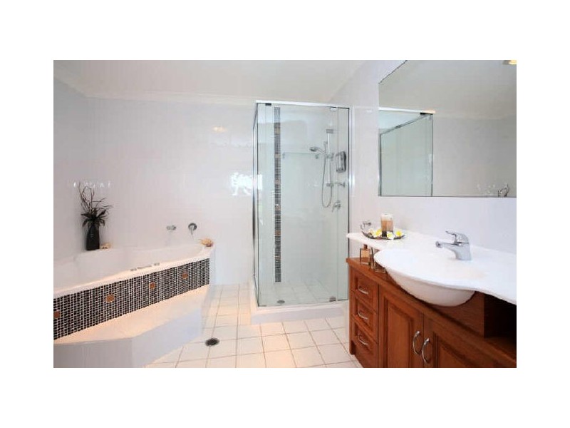 29 Sternlight Court, Raby Bay QLD 4163