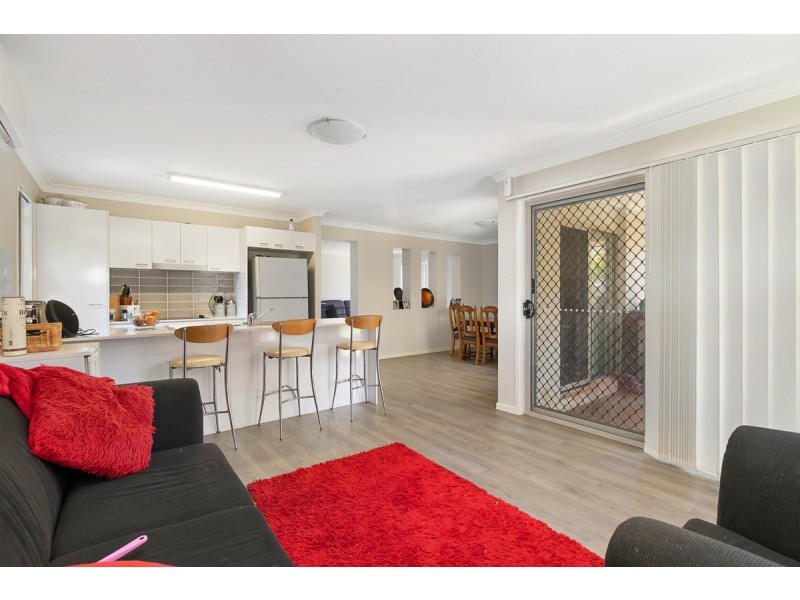 3 Tigerwood Place, Redland Bay QLD 4165