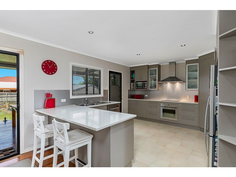 81 Marlborough Road, Wellington Point QLD 4160