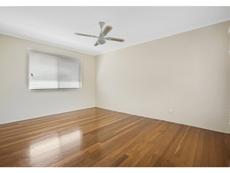 16 Dean Road, Alexandra Hills QLD 4161