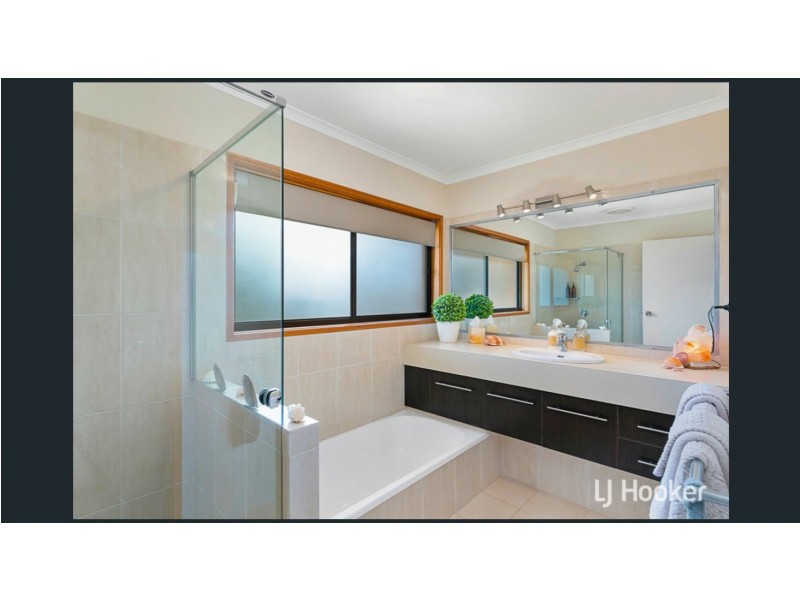 2 Sleath Street, Ormiston QLD 4160