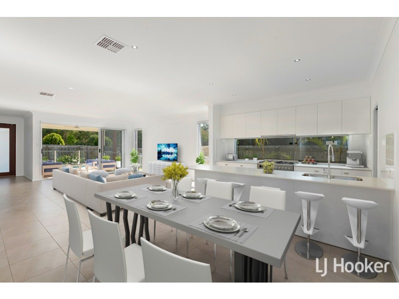 24 Sandalwood Street, Thornlands QLD 4164