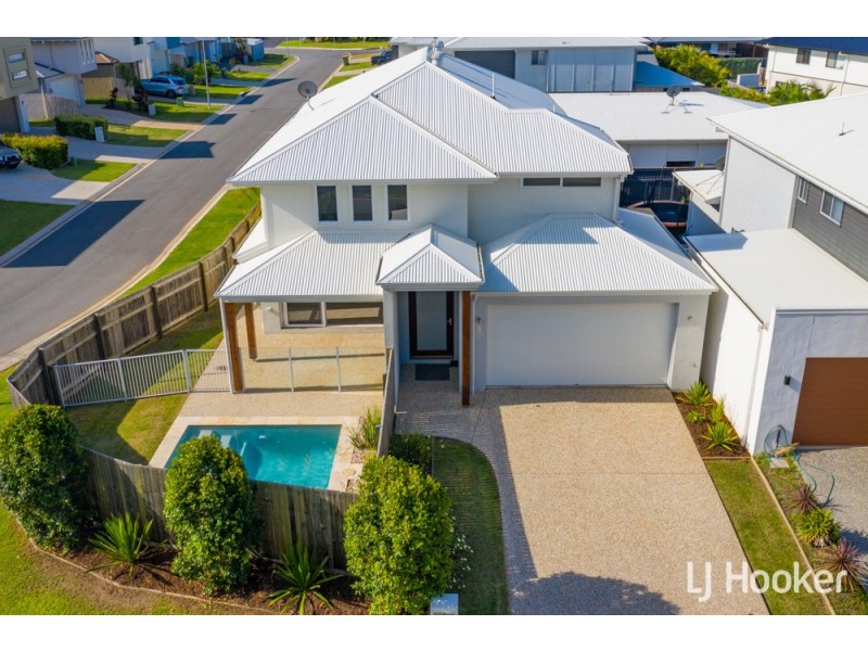 24 Sandalwood Street, Thornlands QLD 4164