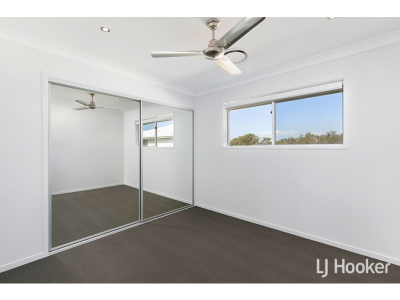 24 Sandalwood Street, Thornlands QLD 4164