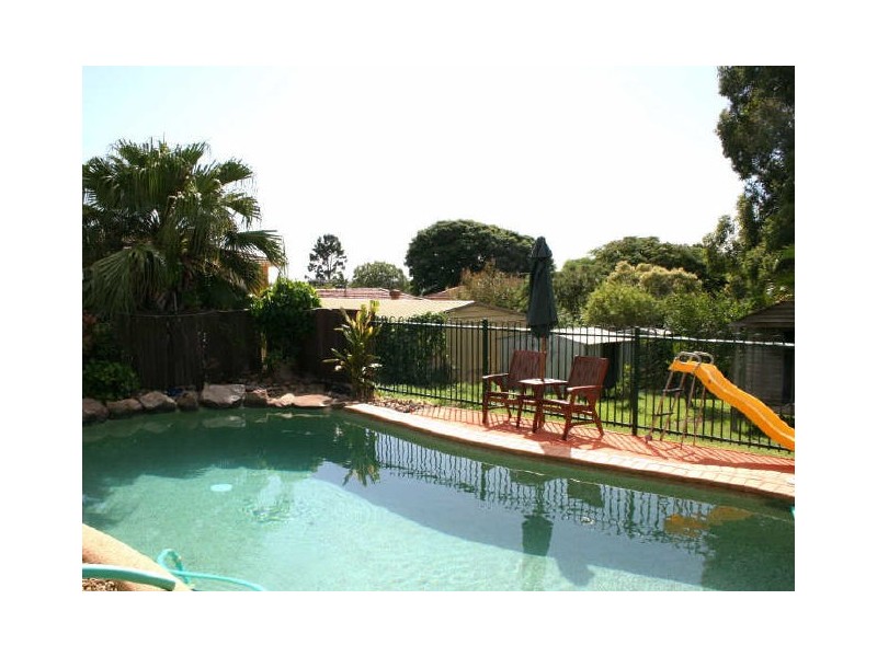 29 Paranka Drive North, Cleveland QLD 4163