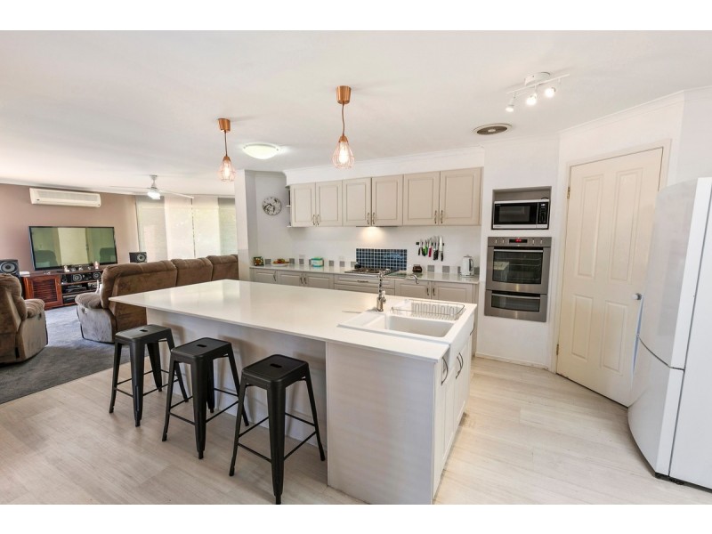 7 Martina Court, Capalaba QLD 4157