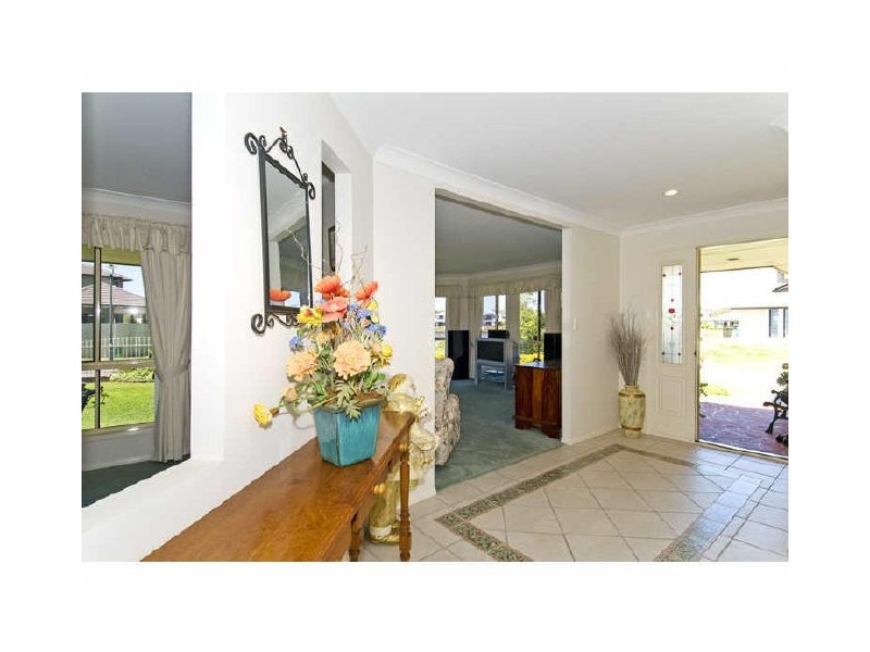 1 Helena Street, Wellington Point QLD 4160