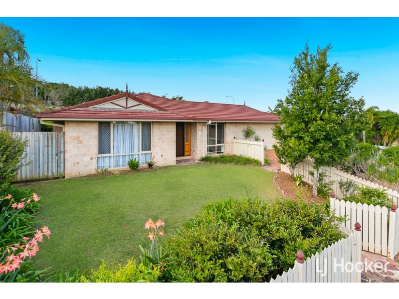33 Aquila Street, Redland Bay QLD 4165