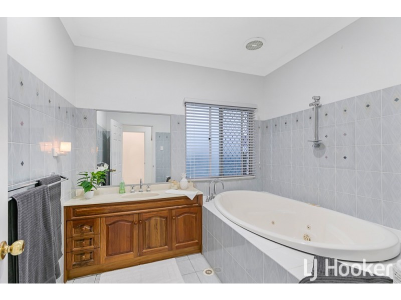 3 Fryar Street, Victoria Point QLD 4165