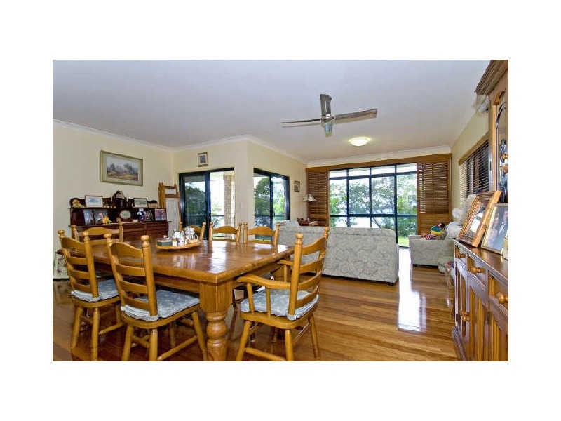 13 The Boulevard, Redland Bay QLD 4165
