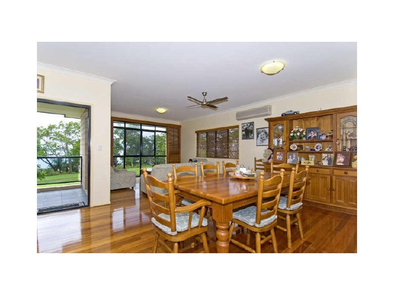 13 The Boulevard, Redland Bay QLD 4165