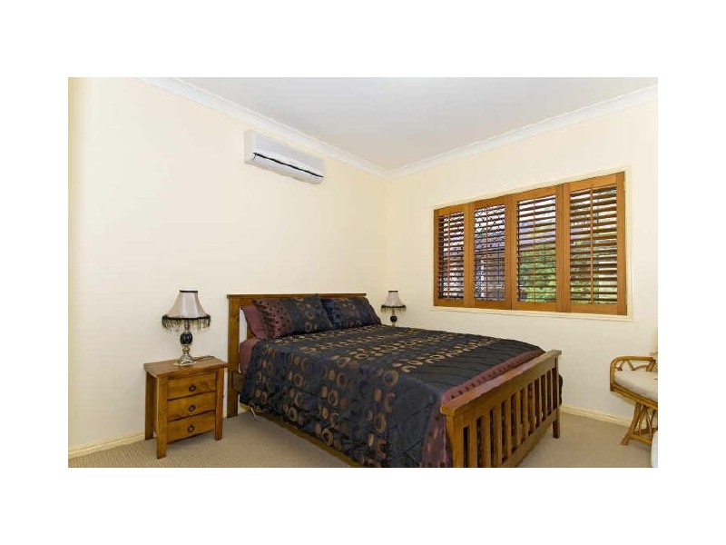 13 The Boulevard, Redland Bay QLD 4165