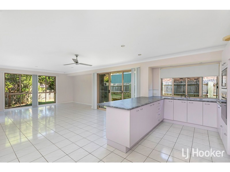 93 Barron Road, Birkdale QLD 4159