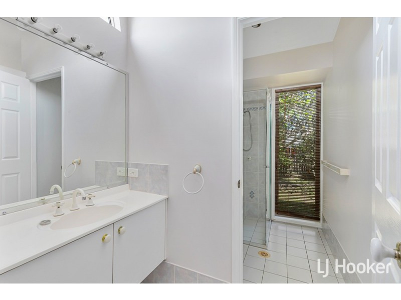 93 Barron Road, Birkdale QLD 4159