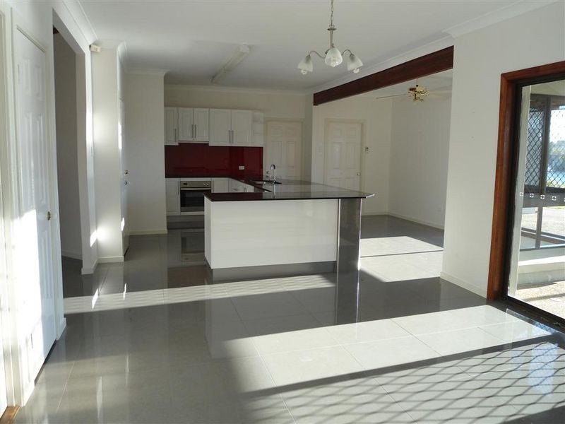 11 Voyagers Court, Cleveland QLD 4163