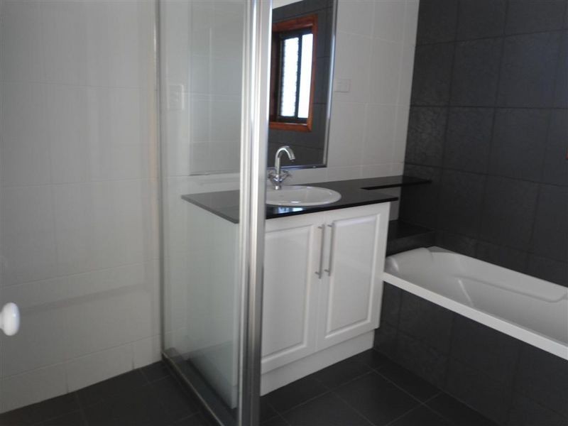 11 Voyagers Court, Cleveland QLD 4163